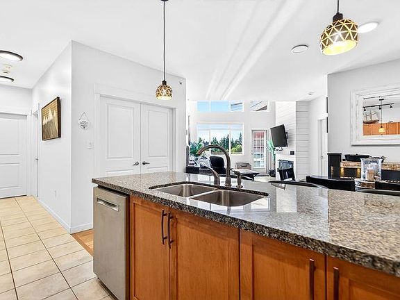 4th image of 12350 Harris Rd #410