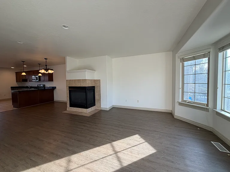 4534 S Lake Springs Ln — Photo 5