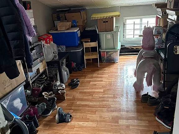 4th image of 346 53rd St