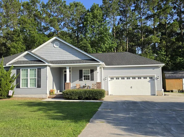 101 Neptune Court, Havelock, NC 28532