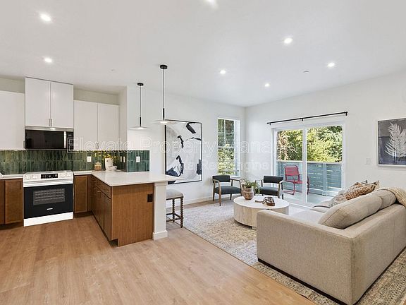2nd image of 1624 NW 17th St #201