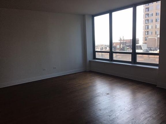 4th image of 600 N Lake Shore Dr APT 910