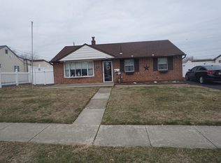 2832 Berwyn Rd, Bensalem, PA 19020