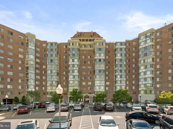 3200 N Leisure World Blvd APT 903, Silver Spring, MD 20906