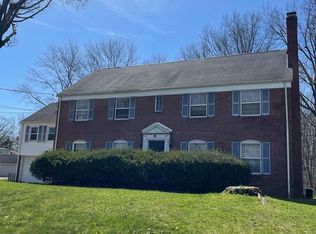 589 Tod Ln, Youngstown, OH 44504