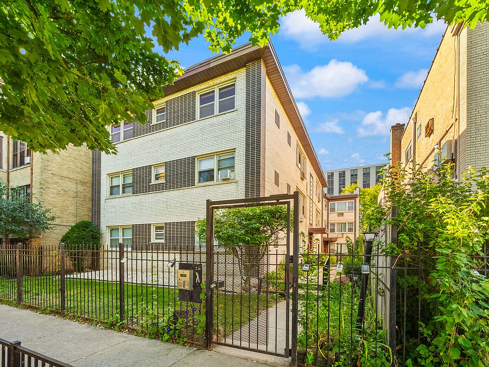 1st image of 1231 W Lunt Ave APT 3N