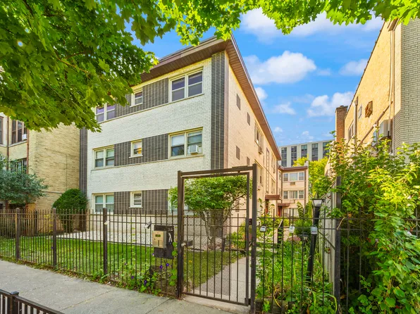 1231 W Lunt Ave APT 3N, Chicago, IL 60626