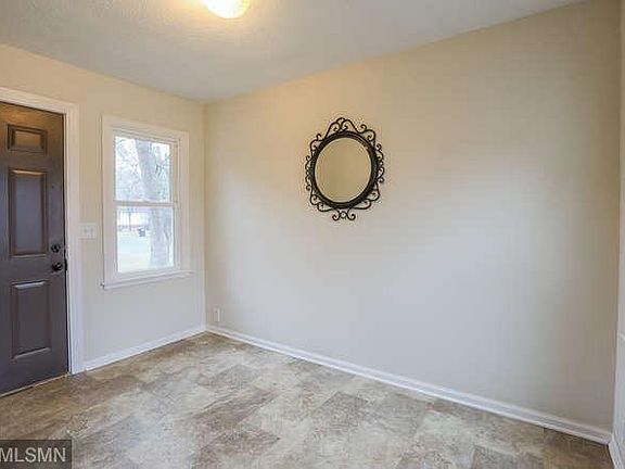 2nd image of 556 W Broadway Ave