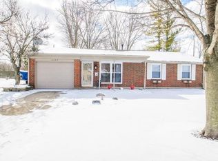 4343 Hillcrest Dr, Bellbrook, OH 45305