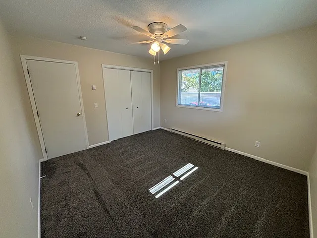 1860 Meadowvale Road Northwest - 3 — Photo 2
