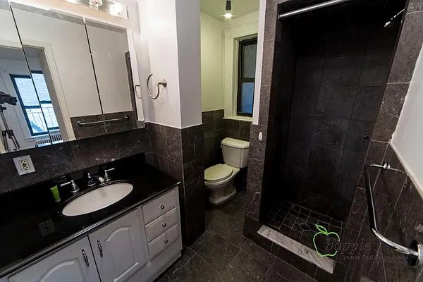 Rented by Bapple | media 20