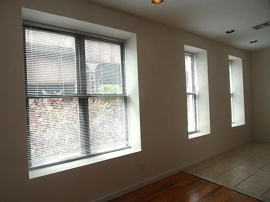 Rented by Immac Realty | media 19