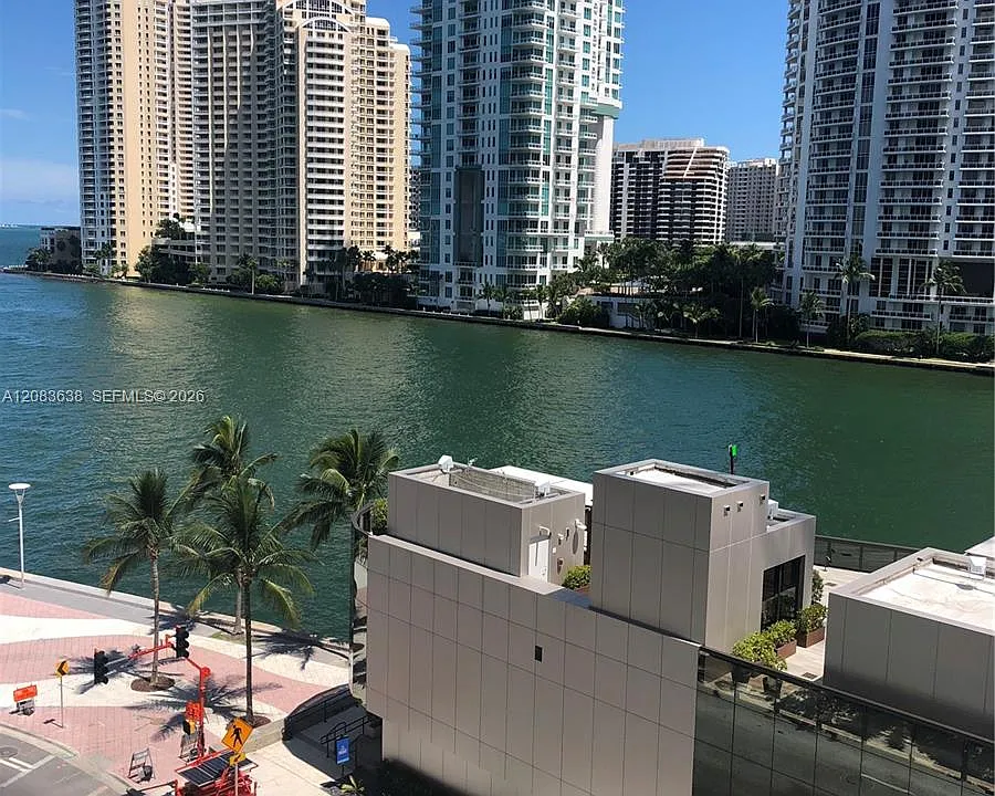 300 S Biscayne Blvd #L-608
