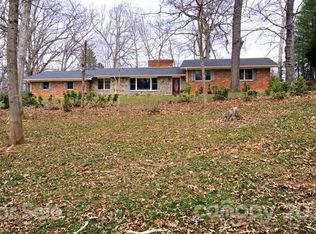 275 Viewmont Dr, Canton, NC 28716