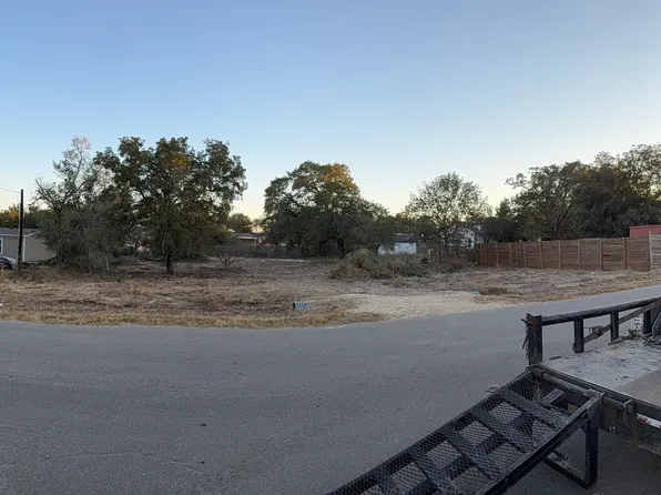 129 sandy ridge LOT 83, Poteet, TX 78065