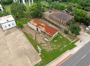 3703 S College Ave, Bryan, TX 77801