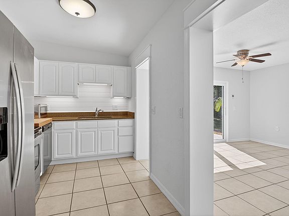 3rd image of 1932 Cedarwood Drive