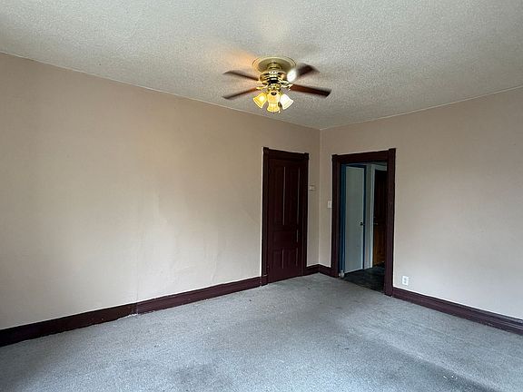 3rd image of 272 Prescott St APT 4