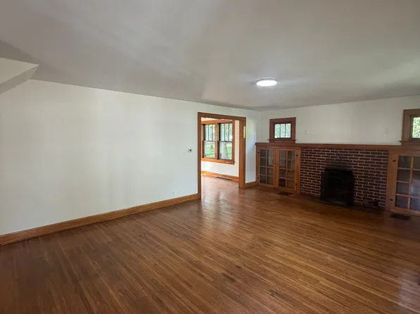 4461 Floyd Dr, Columbus, OH 43232