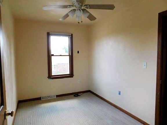 5th image of 501 Clark Ave
