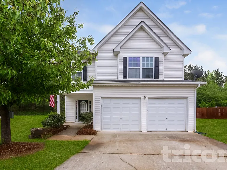 3044 Summer Breeze Dr — Photo 1