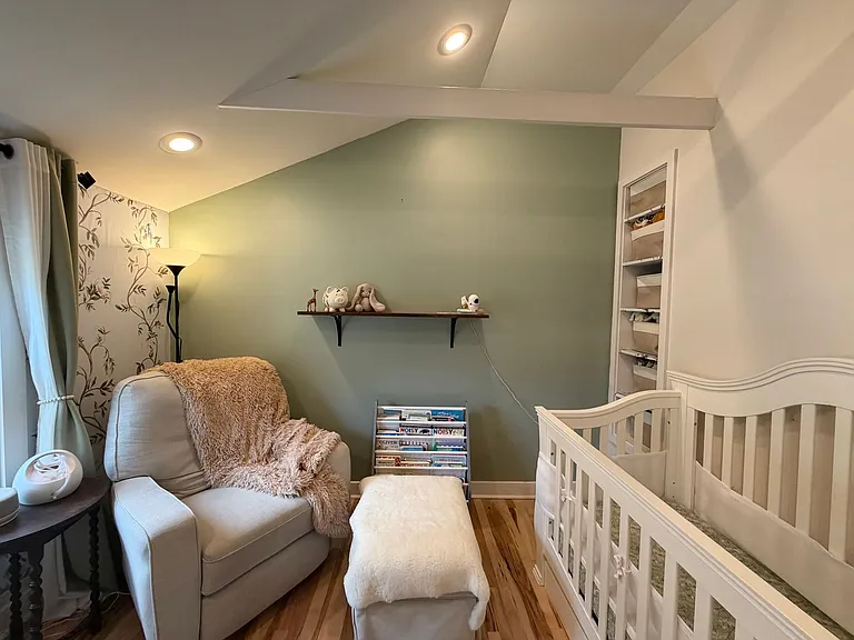 320 1/2 Meade Ave — Photo 35