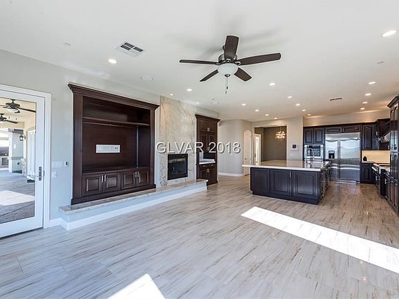 5th image of 1307 Enchanted River Dr