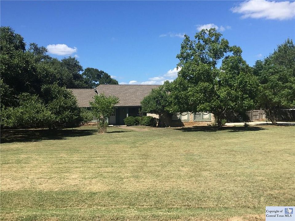 2nd image of 2827 Rolling Oaks