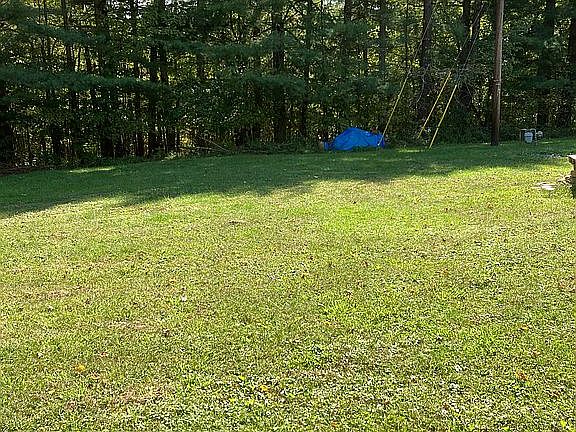 5th image of 52587 East Dr