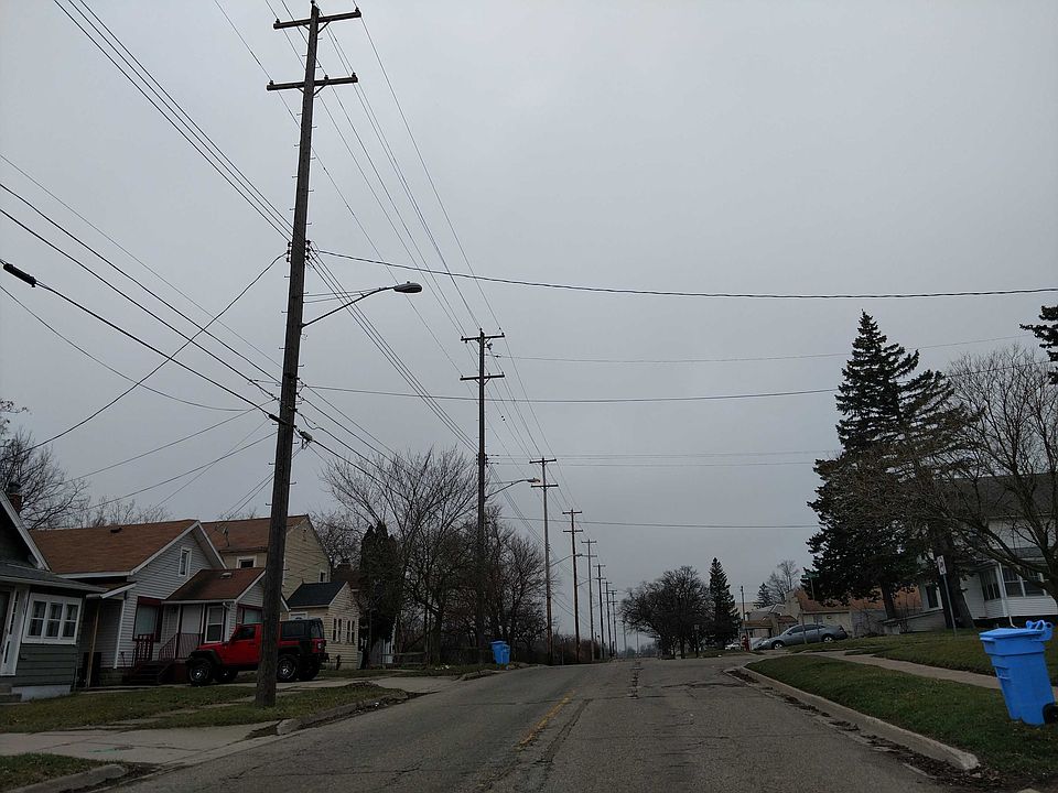 1st image of 1905 Olds Ave
