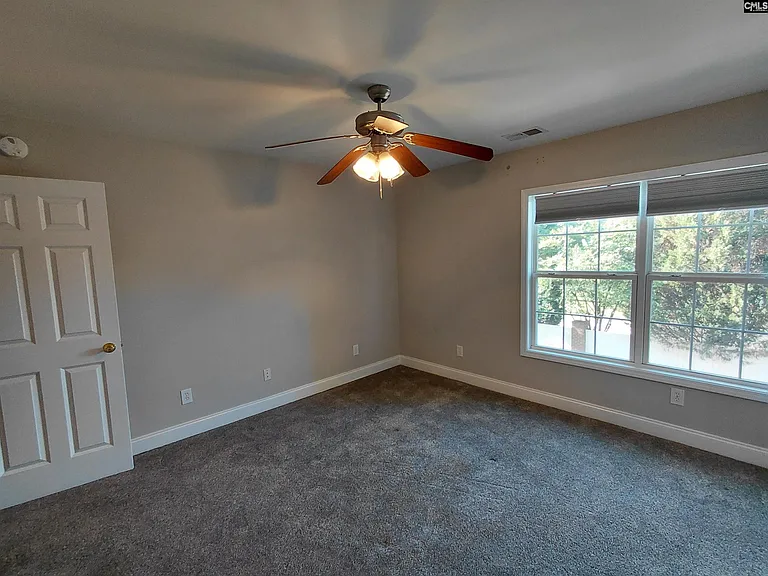 300 Hampton Forest Dr — Photo 28