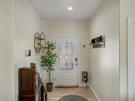 5th image of 13178 Setancket Rd