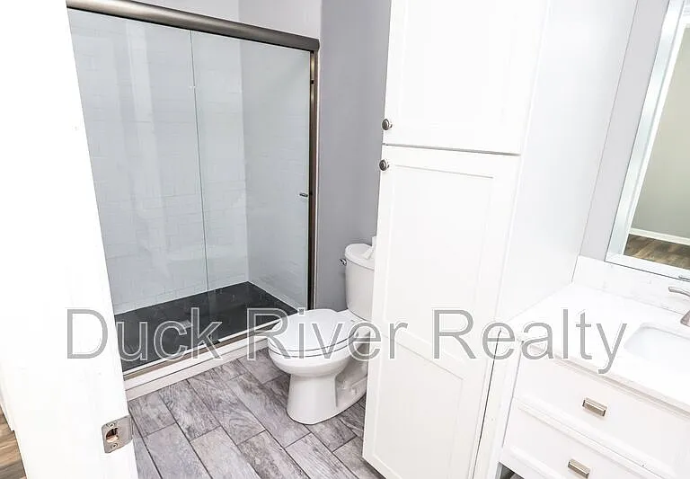 130 Westover Dr — Photo 8
