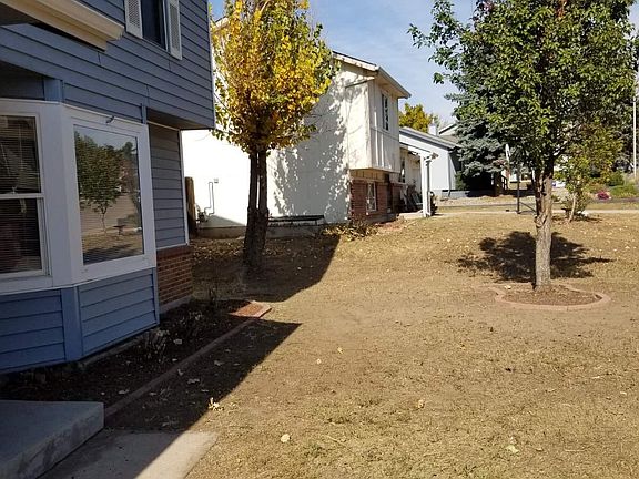 5th image of 7596 Bell Dr