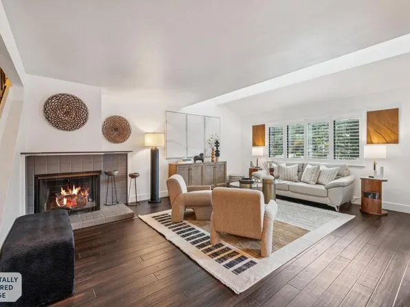 83 Corte Mesa Dr, San Rafael, CA 94901