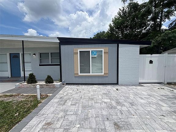 2nd image of 6035 Sage Dr