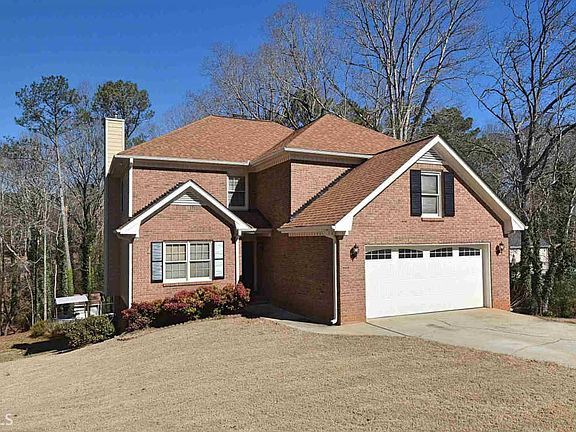 4th image of 2910 Camary Place Dr SE