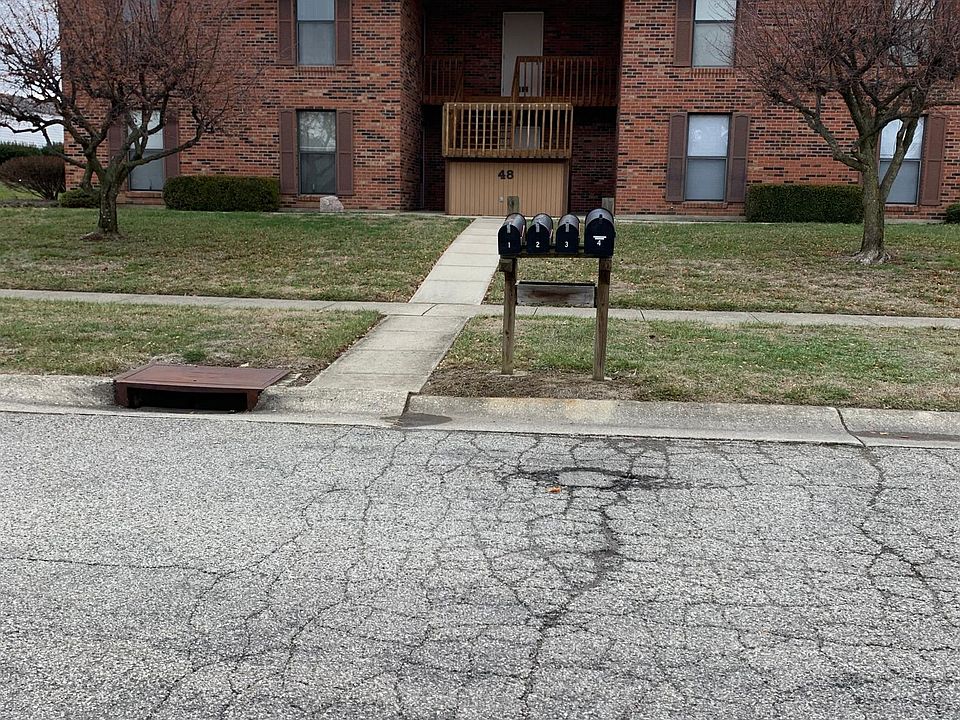 48 Kelly Crt. #2