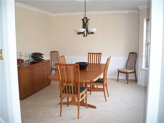 Formal Dining