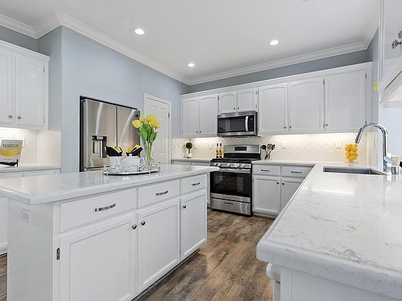 5th image of 507 Bella Calais Way