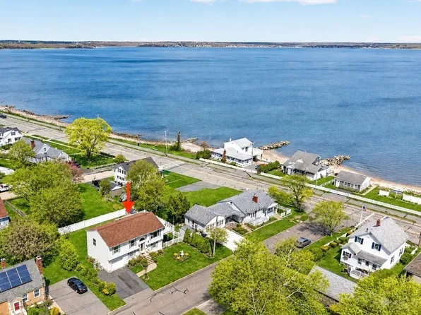 17 Bellevue St, New Bedford, MA 02744