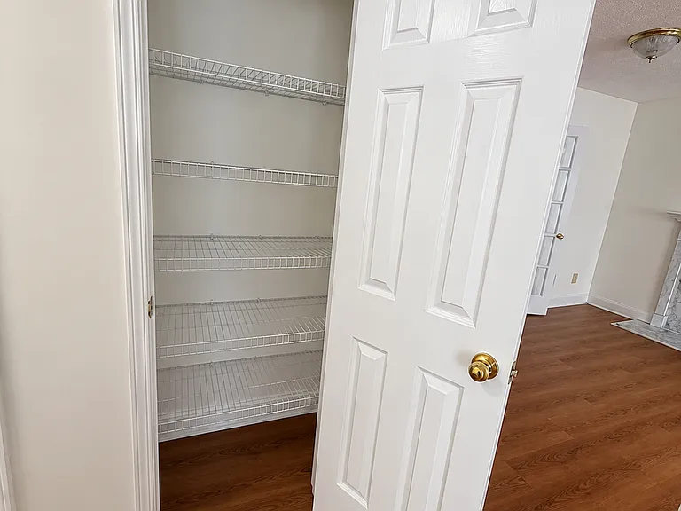 120 Oak Vista Ct — Photo 13