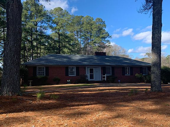 2nd image of 38 Country Club Dr