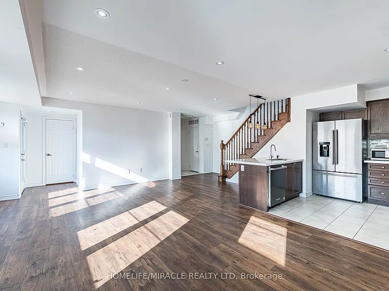 200 Veterans Dr #98 — Photo 13