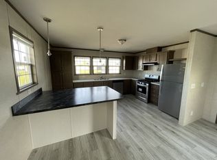 880 Cottonwood Ln, Rochester, IN 46975