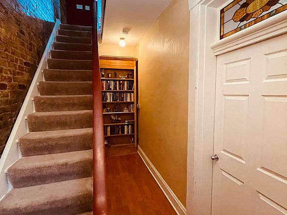 3rd image of 111 Mulberry St #2