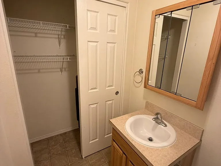 1228 Cascade Dr — Photo 12
