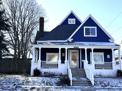 107 W College St, Crawfordsville, IN, 47933