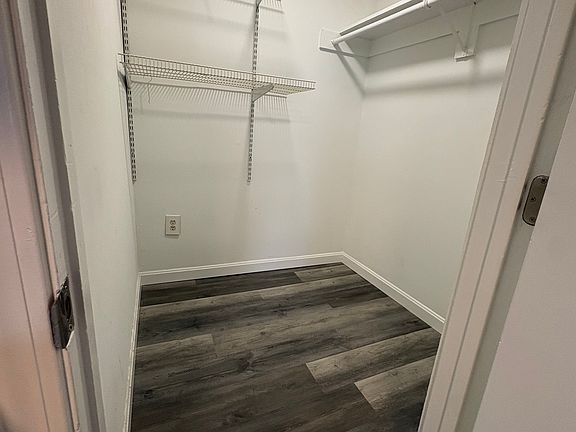 5th image of 83-83A E Main St #1R