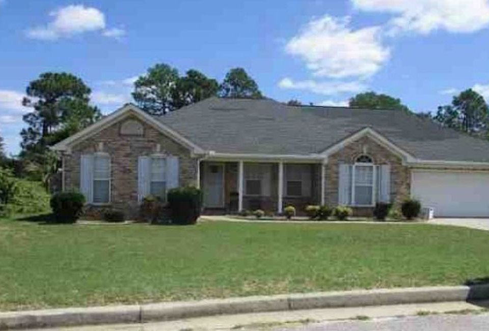 2nd image of 3543 Crawfordville Dr
